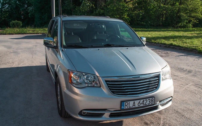 Chrysler Town &amp; Country cena 42600 przebieg: 284000, rok produkcji 2012 z Mordy małe 254